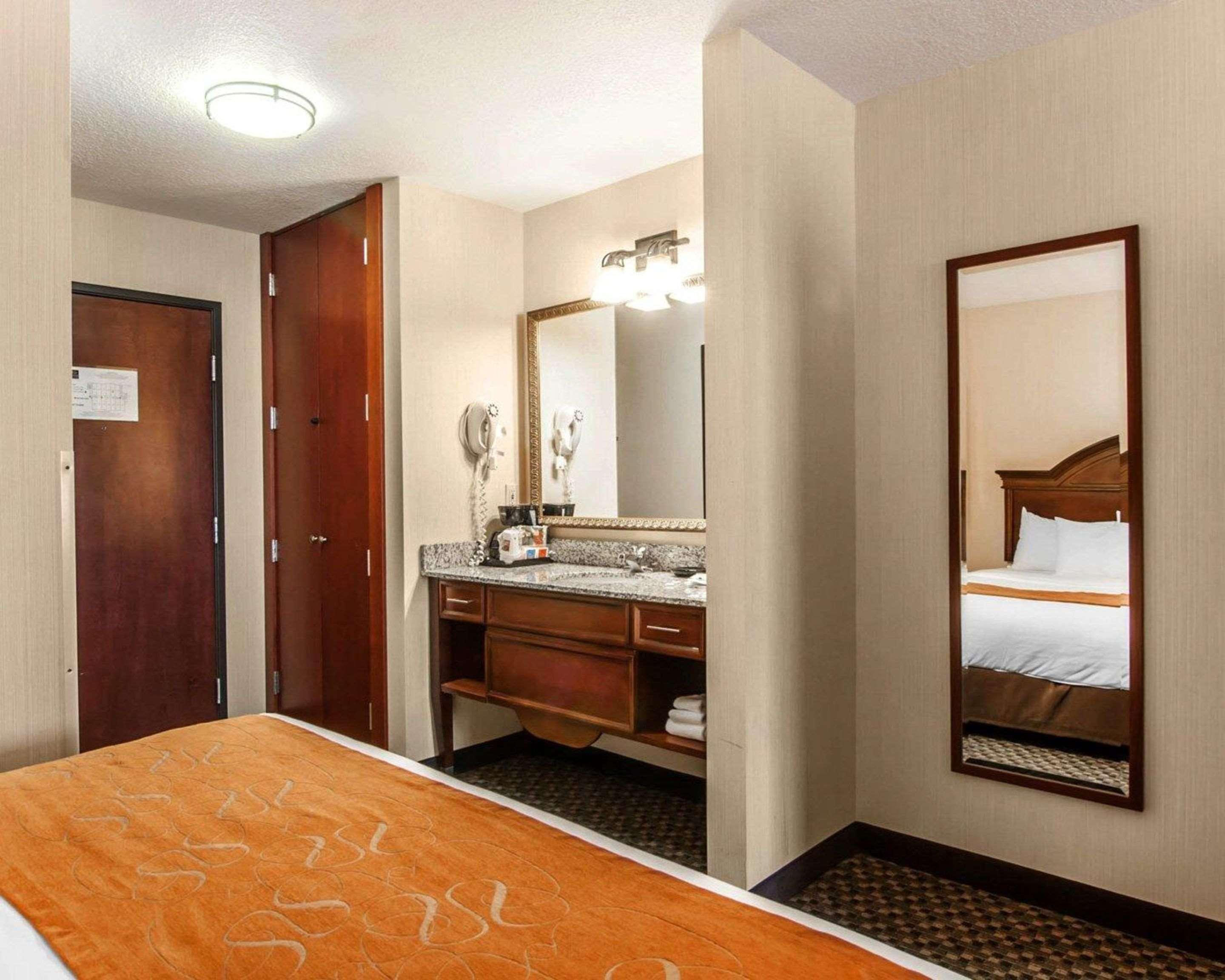 Comfort Suites Корваллис Экстерьер фото